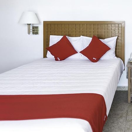 Hotel Gandhi Chetumal Exteriör bild