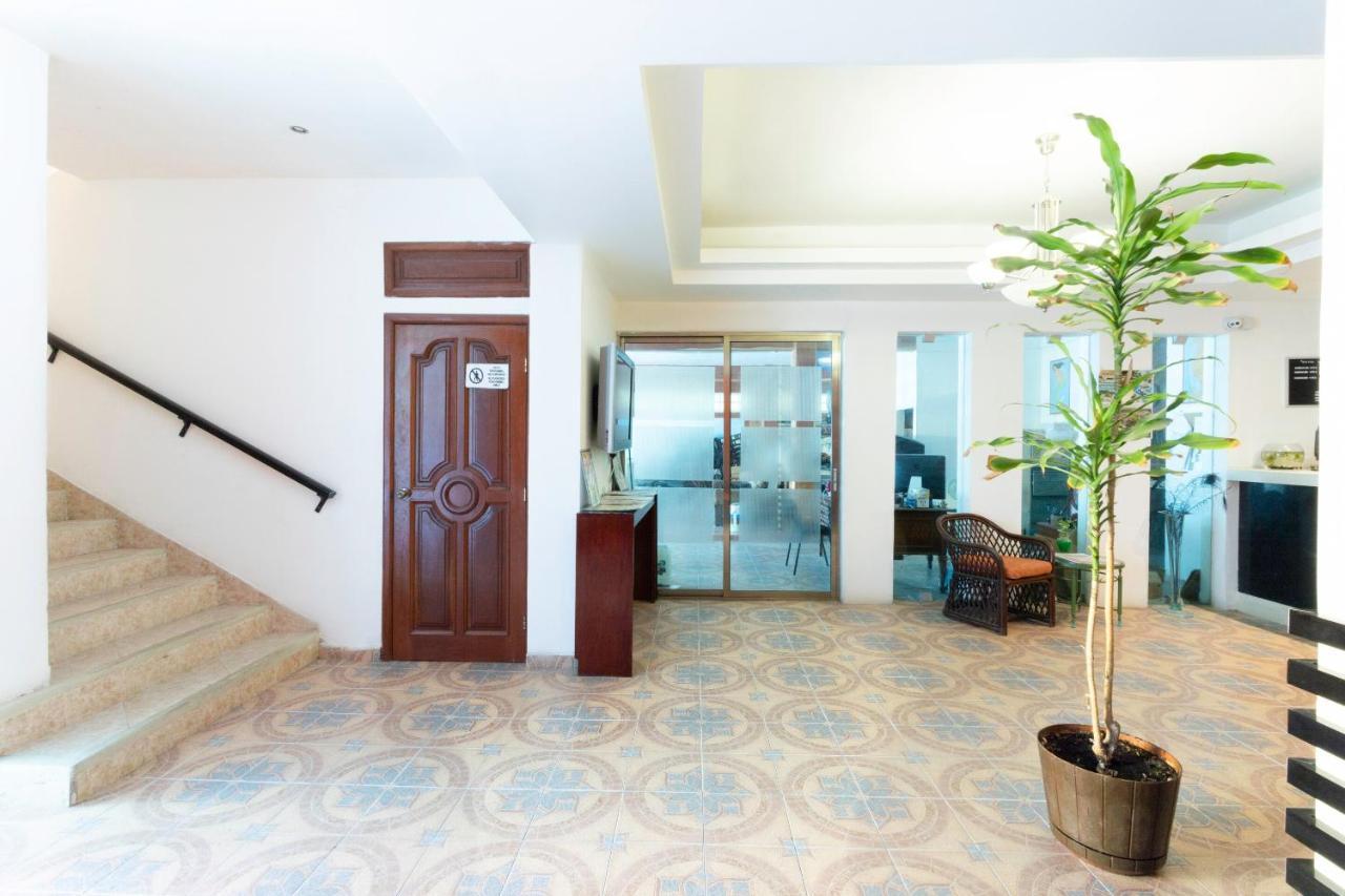Hotel Gandhi Chetumal Exteriör bild