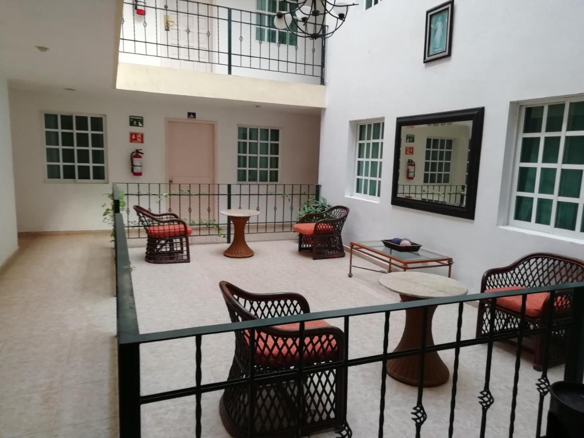 Hotel Gandhi Chetumal Exteriör bild